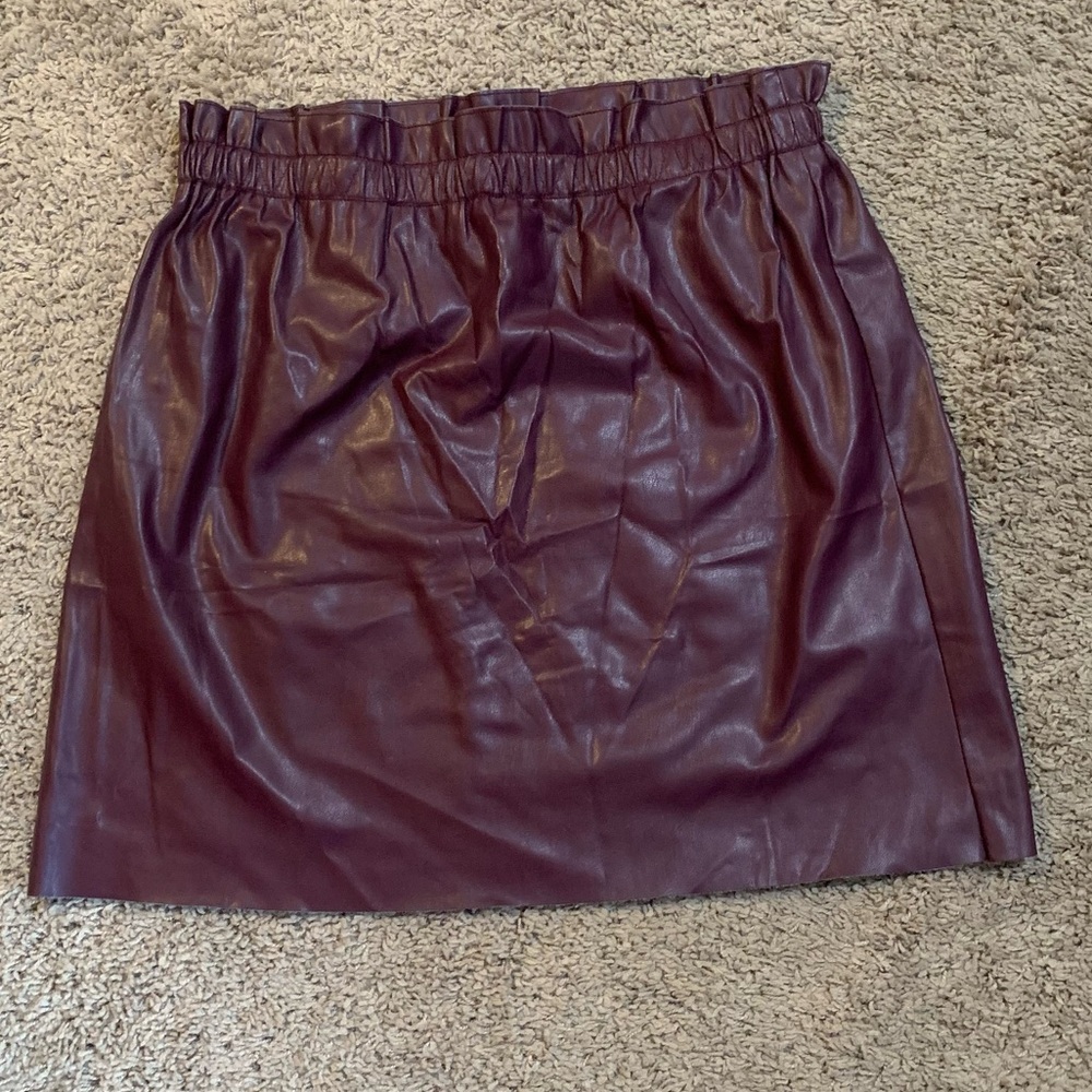 LOFT Purple Faux Leather Raw Hem Skirt Small